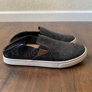 Olukai Women's Pehuea Lau Leather Black Etched Floral Slip-On Convertible SZ 7